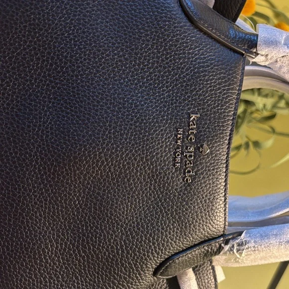 Kate Spade Black Pebbled Leather Shoulder Bag - Picture 9 of 9